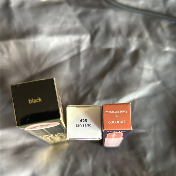 Tarte 3 Piece Kit Maneater Black Mascara,Tan Sand Concealer & Maracuja Juicy Lip - Picture 14 of 16